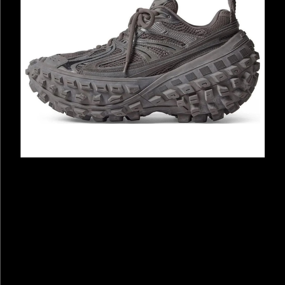 Balenciaga Defender Bouncer Sneakers Size women’s 10 men’s 8.5 - Picture 2 of 11